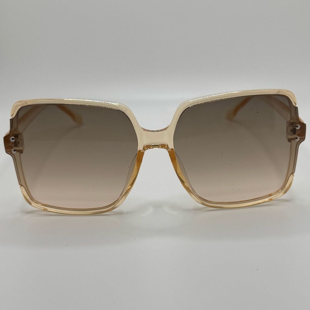 Chic Translucent Beige Sunglasses